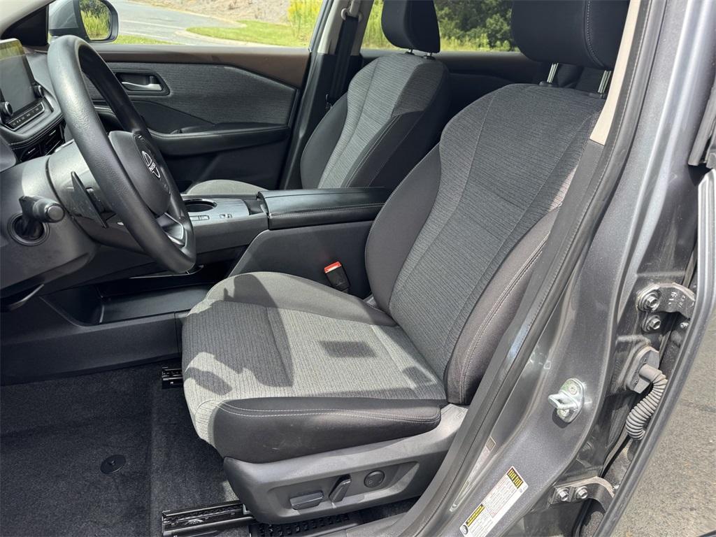 used 2023 Nissan Rogue car, priced at $21,999
