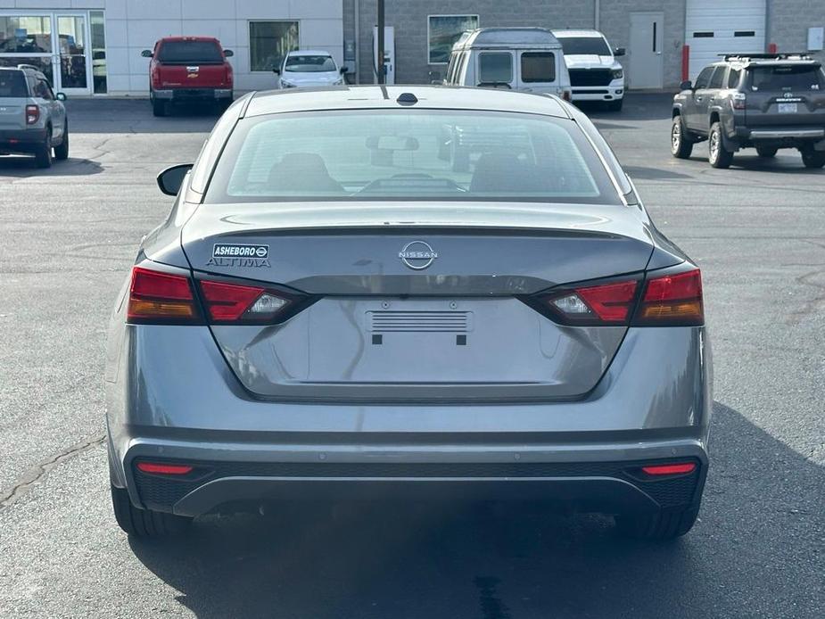 new 2025 Nissan Altima car, priced at $27,250