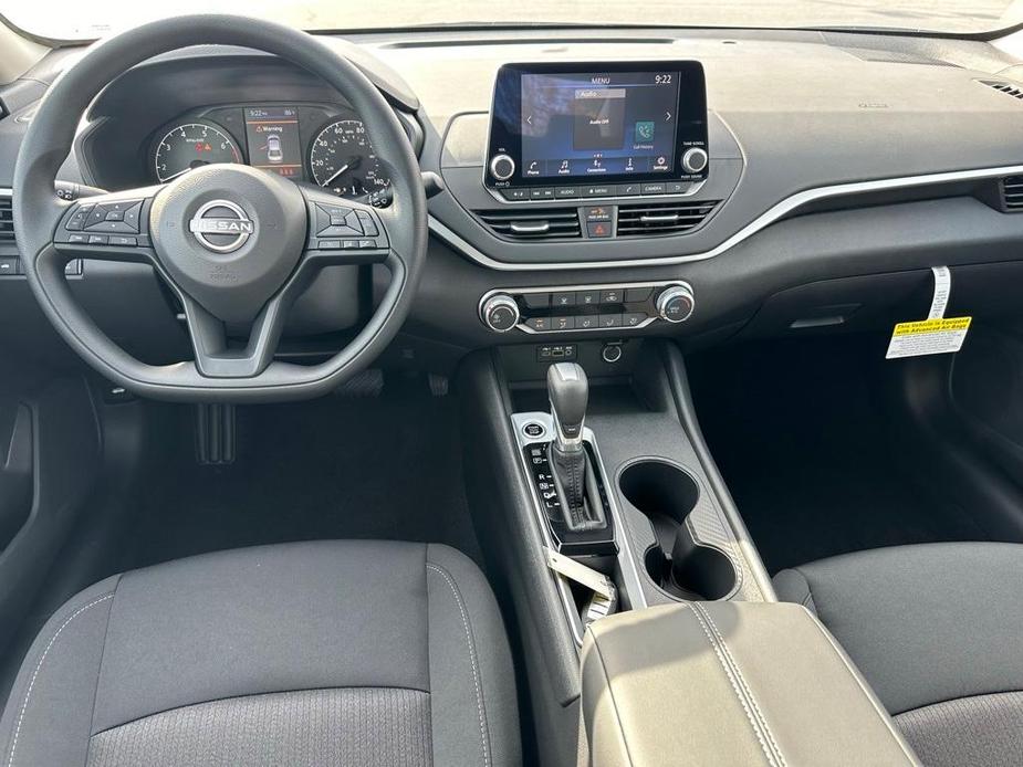 new 2025 Nissan Altima car, priced at $27,250