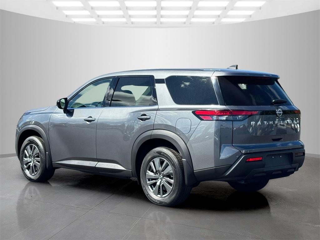 new 2025 Nissan Pathfinder car, priced at $34,761
