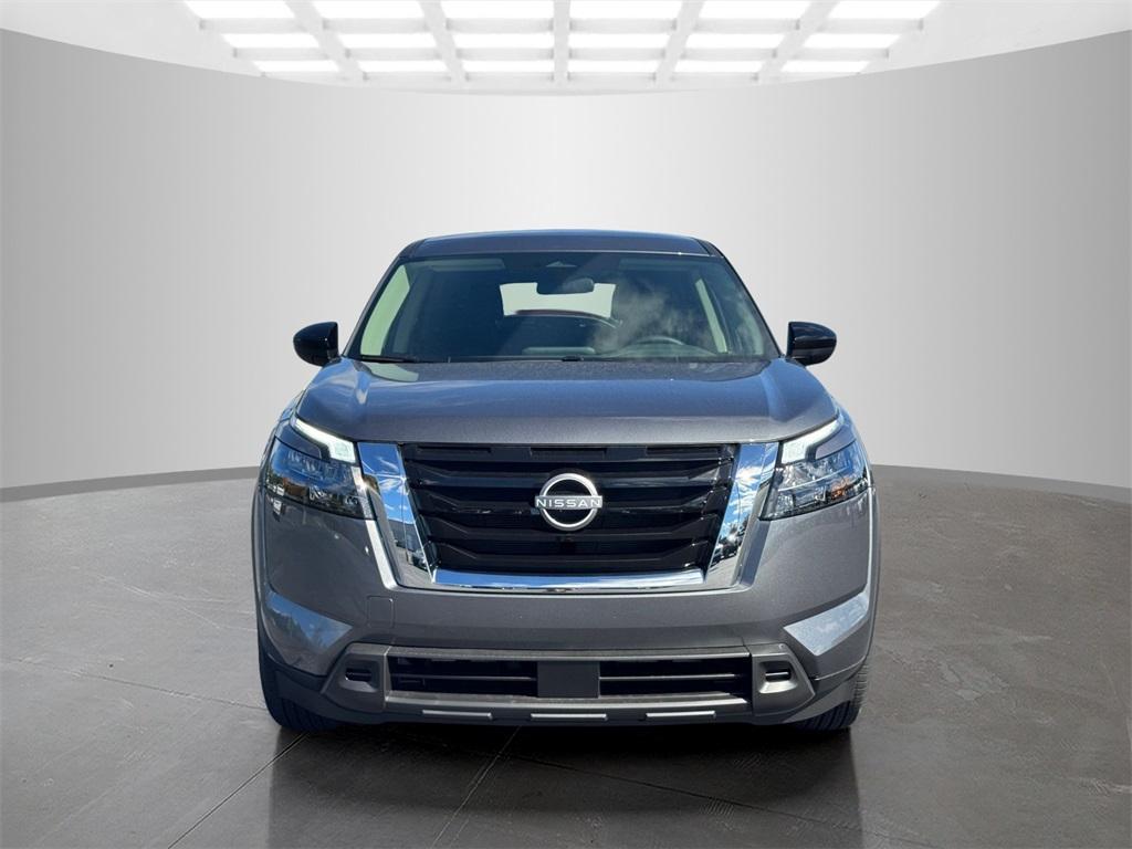 new 2025 Nissan Pathfinder car, priced at $34,761