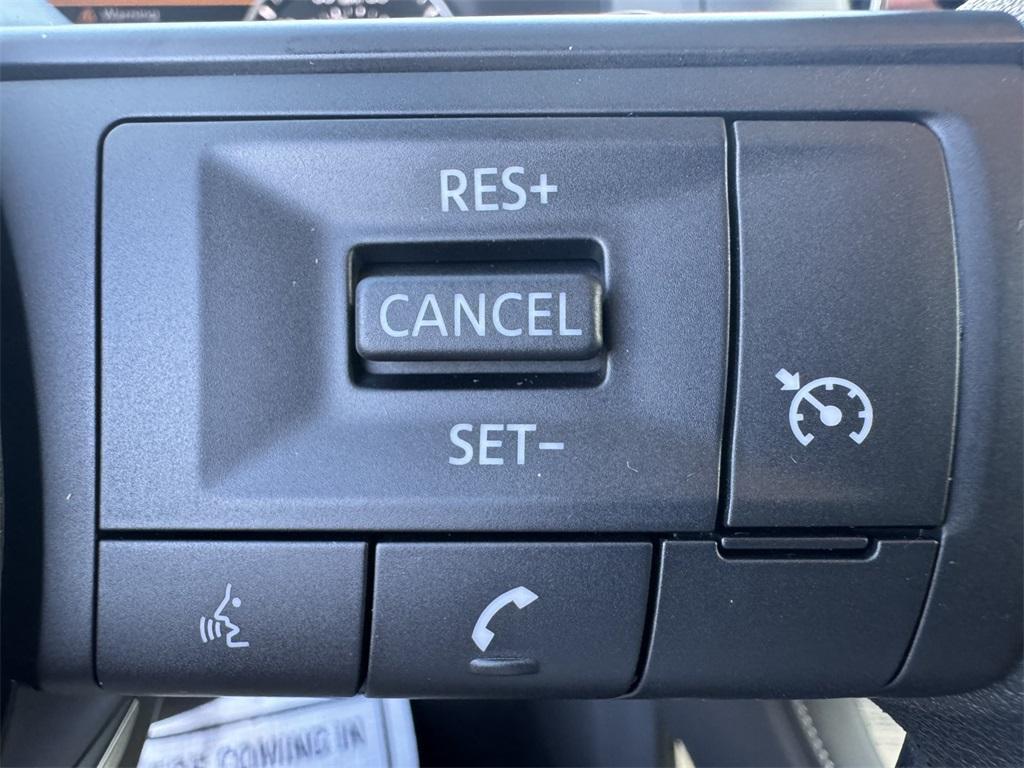 new 2025 Nissan Pathfinder car, priced at $34,761
