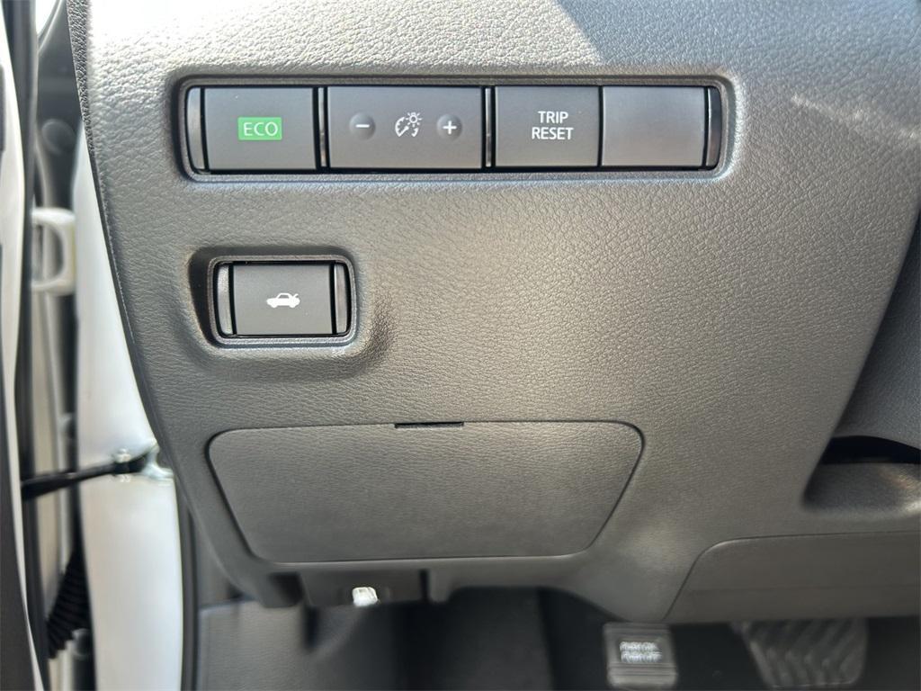 new 2025 Nissan Sentra car, priced at $22,712