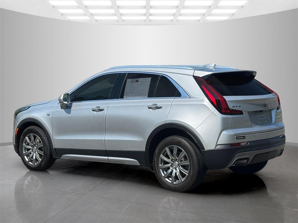 used 2020 Cadillac XT4 car, priced at $19,999