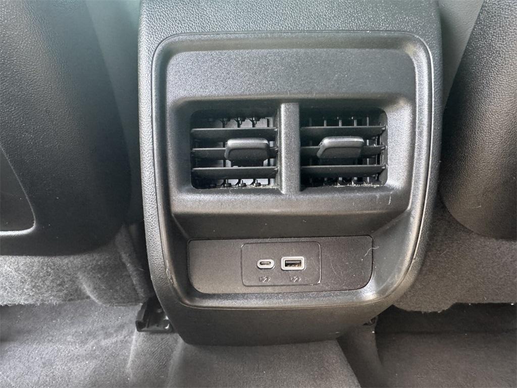 used 2020 Cadillac XT4 car, priced at $19,999
