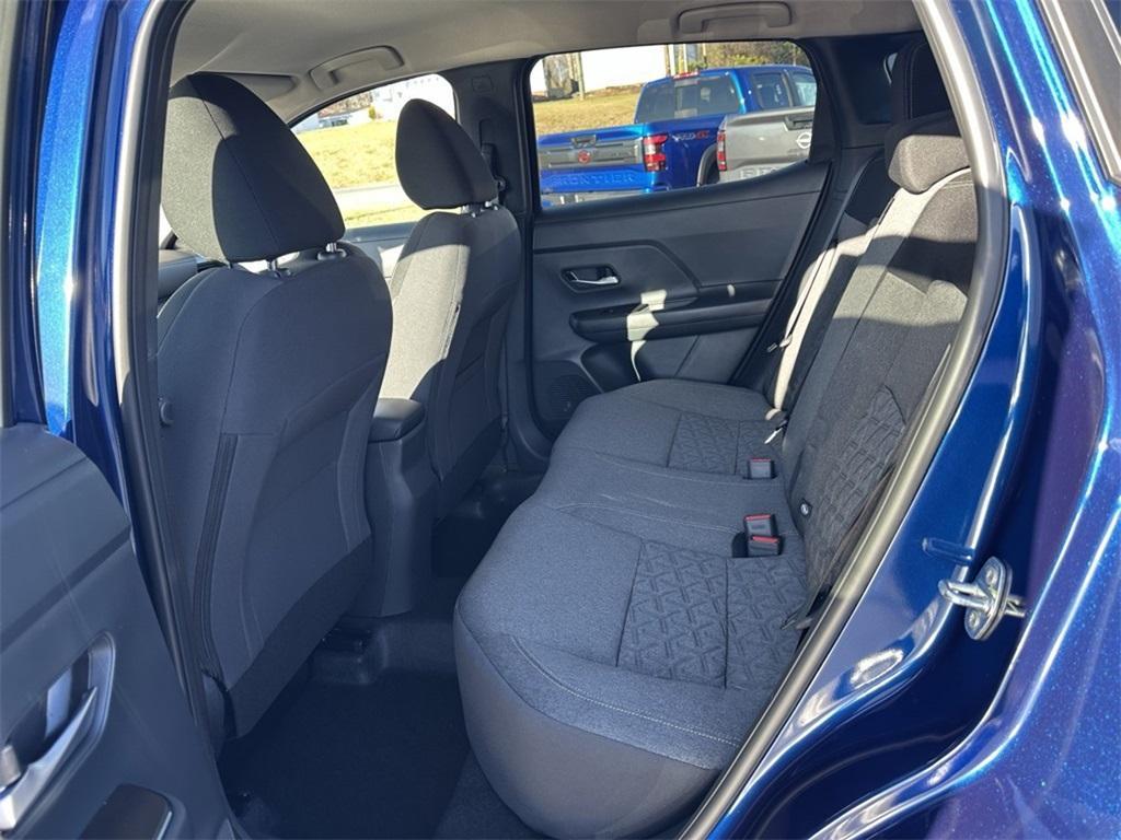 new 2025 Nissan Kicks car, priced at $25,255