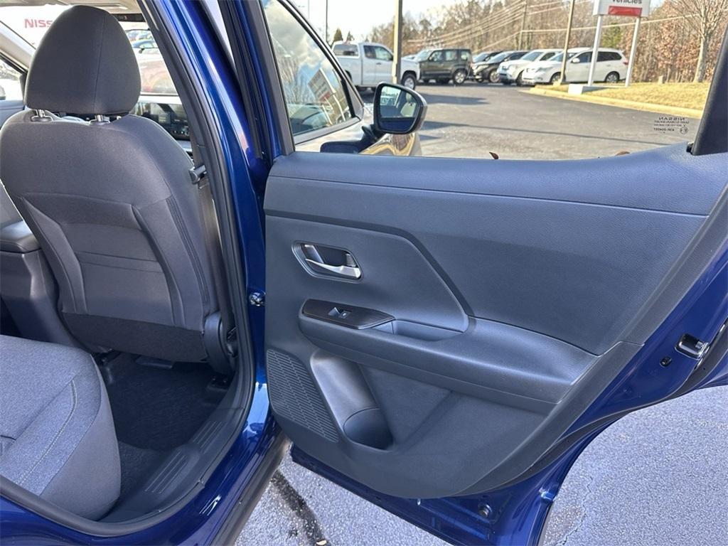 new 2025 Nissan Kicks car, priced at $25,255