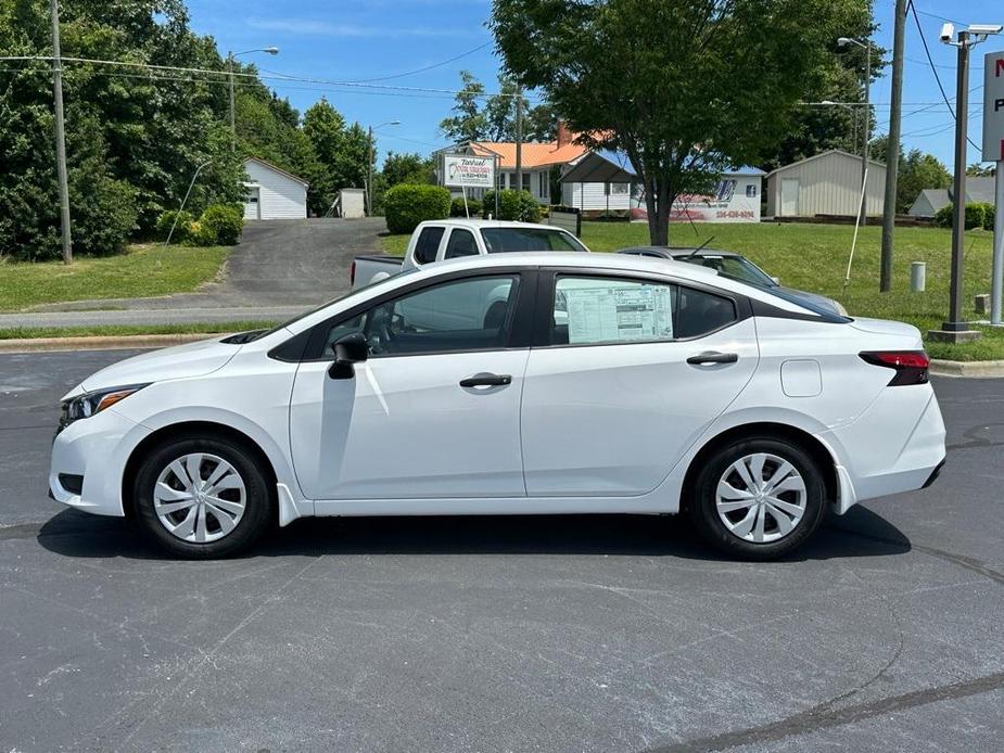 new 2024 Nissan Versa car