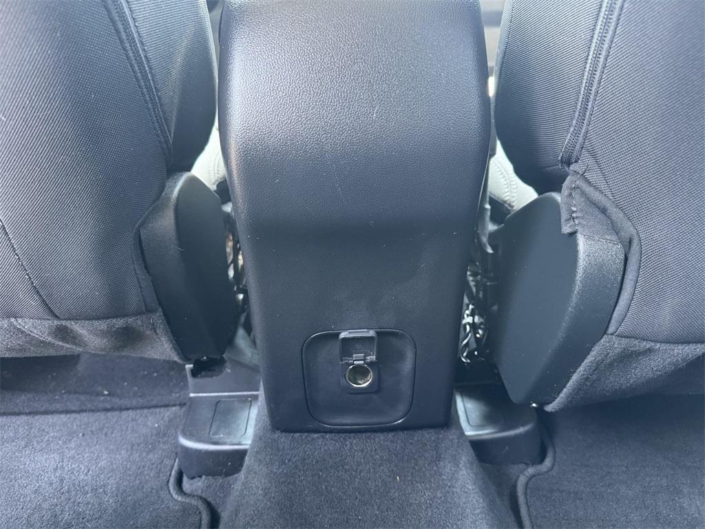 used 2022 Ford Escape car, priced at $16,999