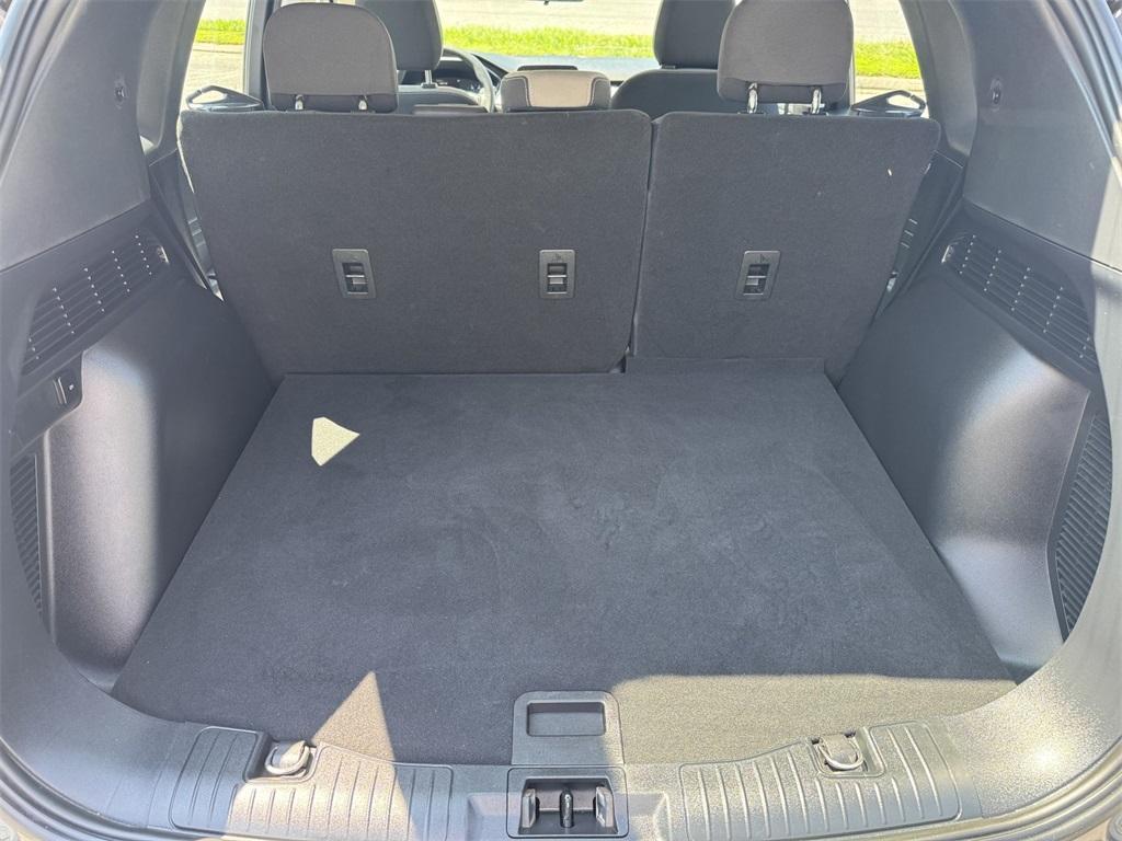 used 2022 Ford Escape car, priced at $16,999