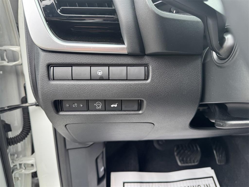 used 2023 Nissan Rogue car, priced at $26,788