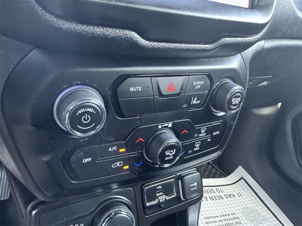 used 2022 Jeep Renegade car, priced at $18,988