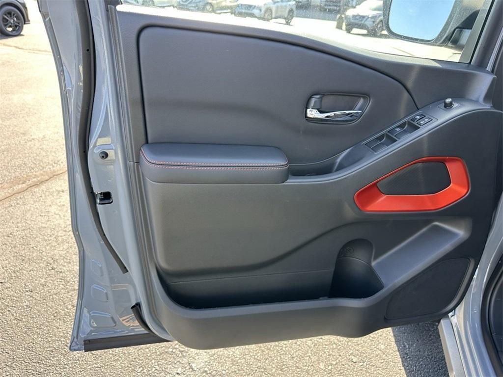 new 2025 Nissan Frontier car, priced at $44,323