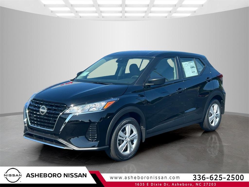 new 2025 Nissan Kicks Play car, priced at $21,950