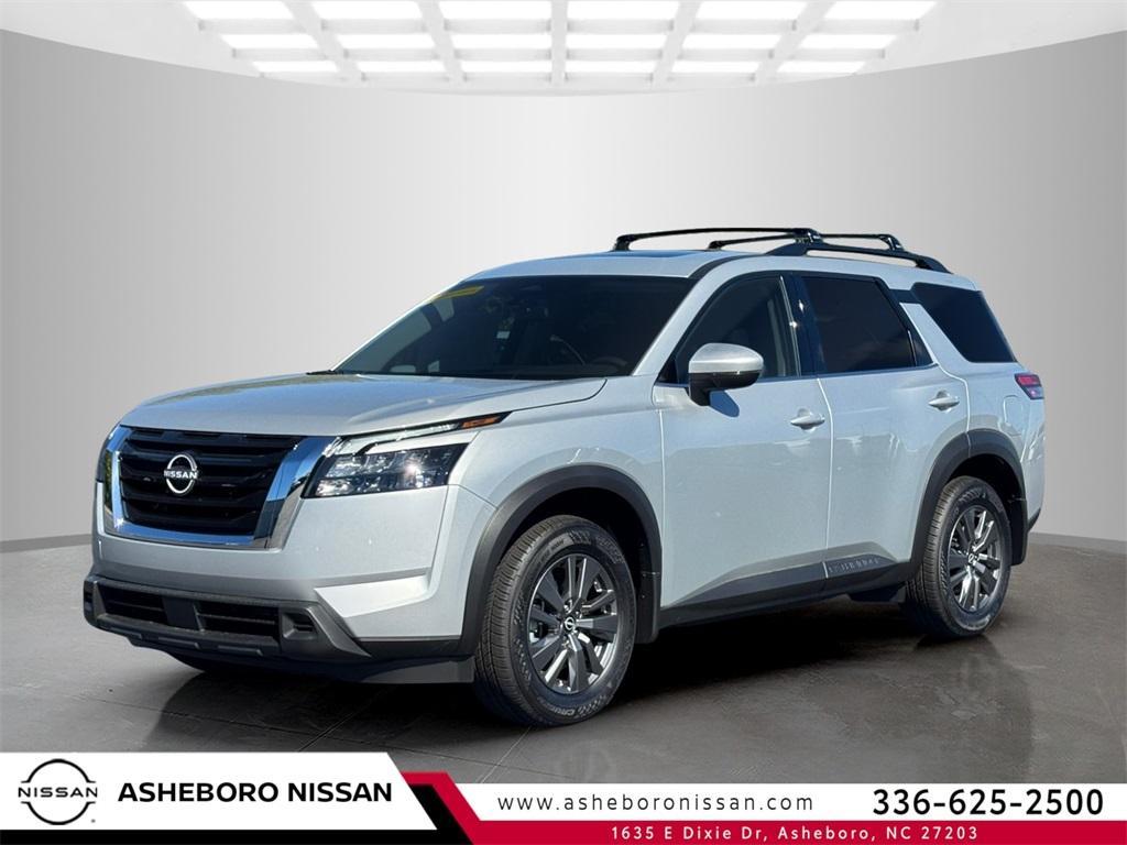 new 2025 Nissan Pathfinder car, priced at $39,686