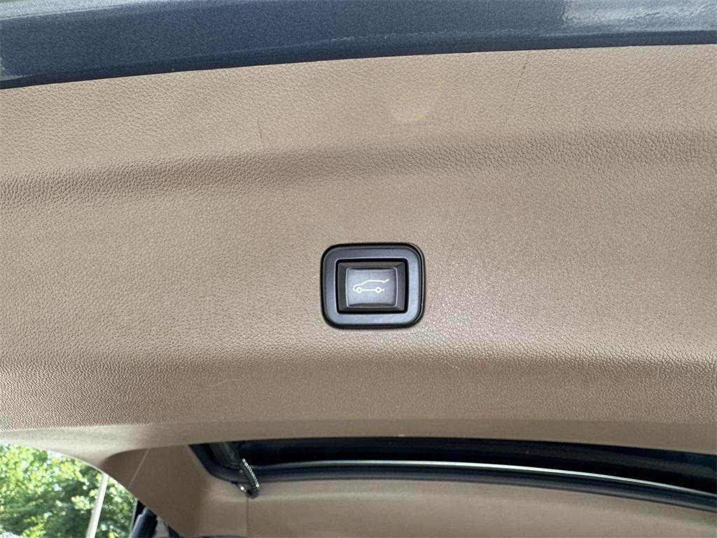 used 2021 GMC Yukon car, priced at $54,999