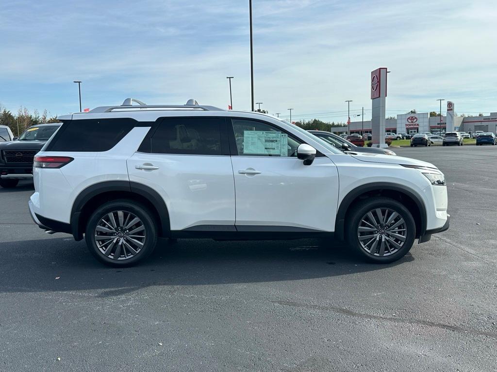 new 2025 Nissan Pathfinder car, priced at $48,115