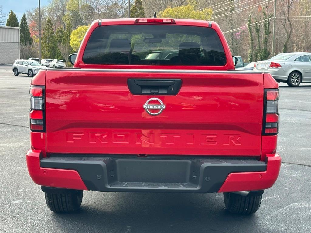 new 2025 Nissan Frontier car