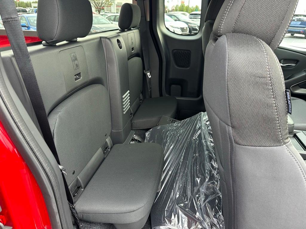 new 2025 Nissan Frontier car