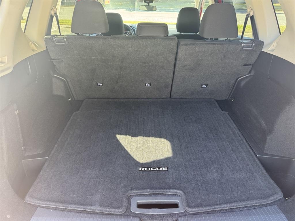 used 2024 Nissan Rogue car, priced at $21,288