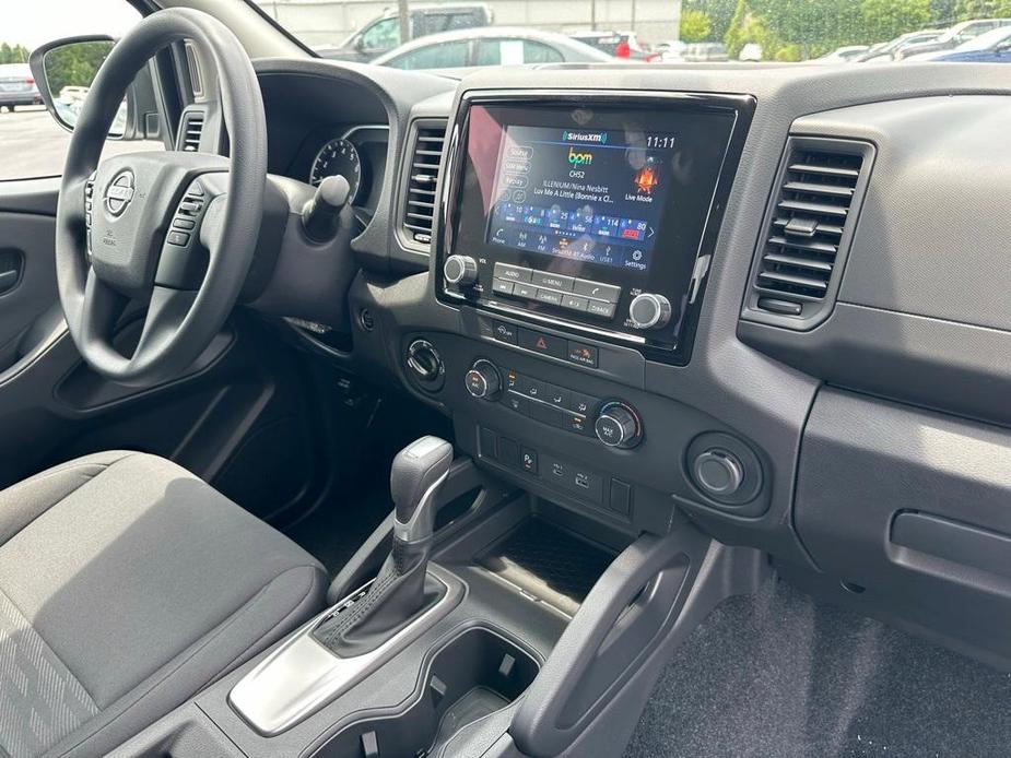 new 2024 Nissan Frontier car, priced at $33,670