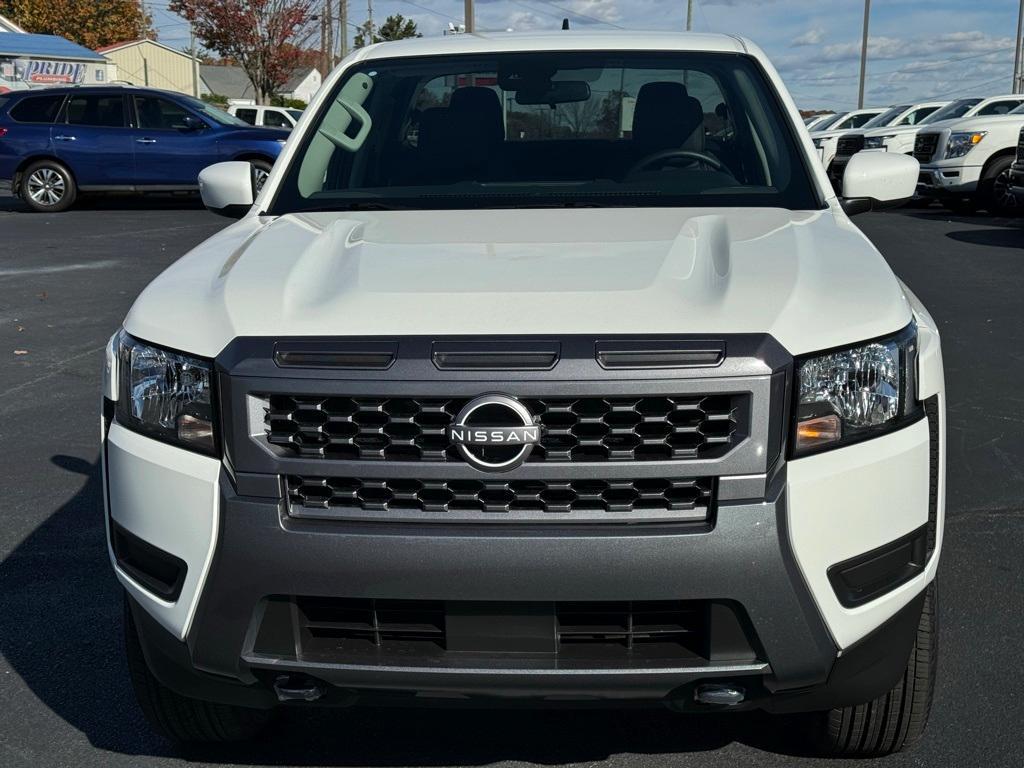 new 2025 Nissan Frontier car