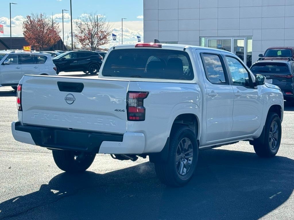 new 2025 Nissan Frontier car