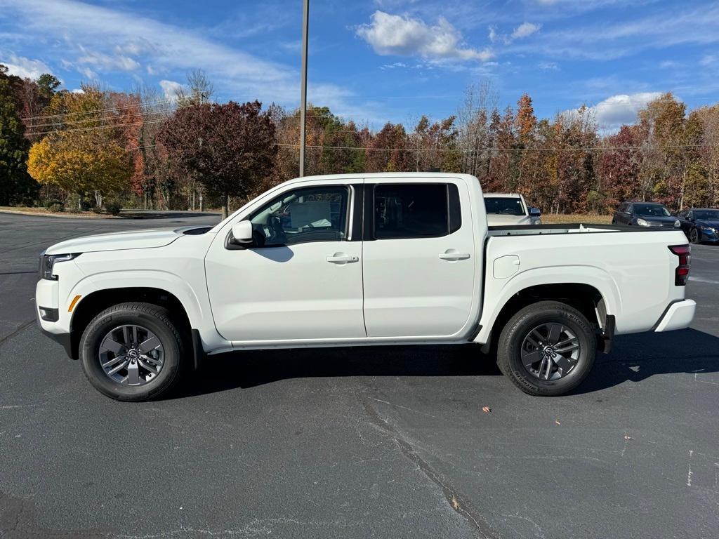 new 2025 Nissan Frontier car