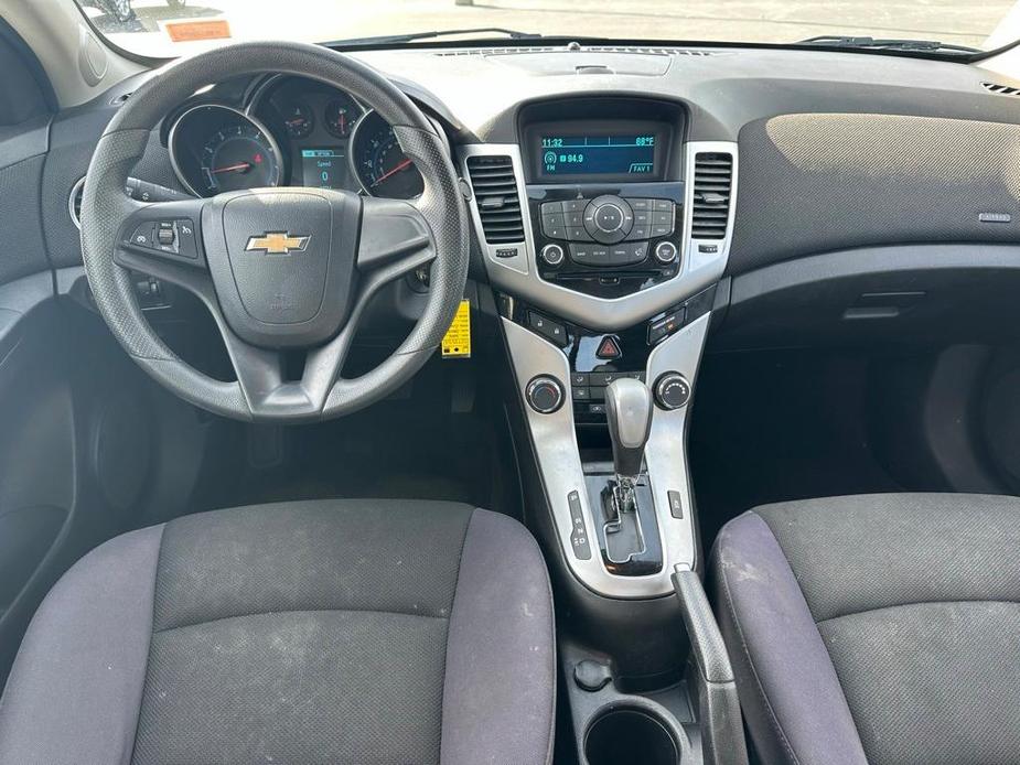 used 2014 Chevrolet Cruze car, priced at $8,750