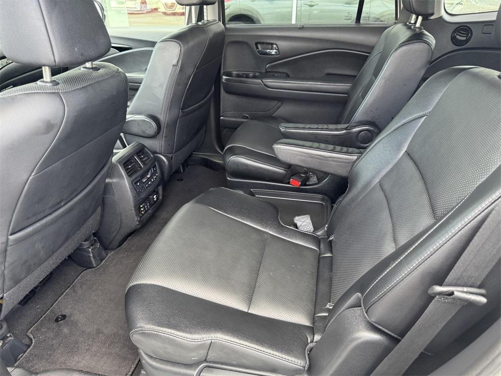 used 2018 Honda Pilot car, priced at $24,699
