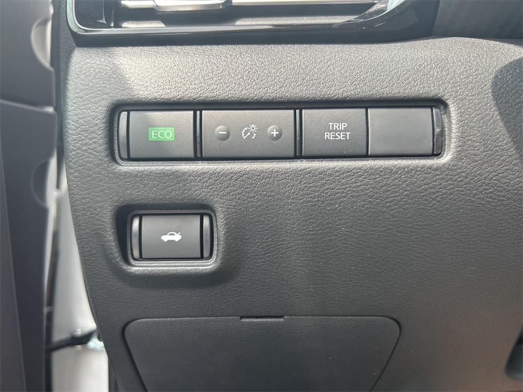 new 2025 Nissan Sentra car, priced at $27,398