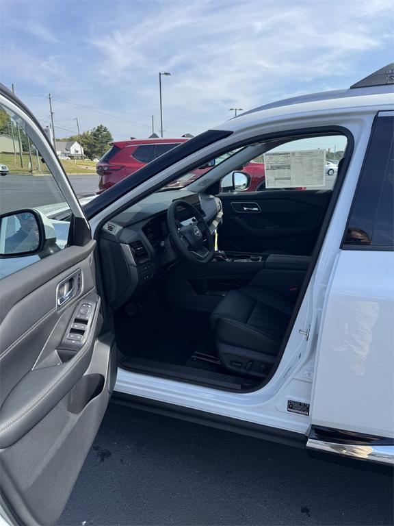 new 2026 Nissan Rogue car, priced at $39,774