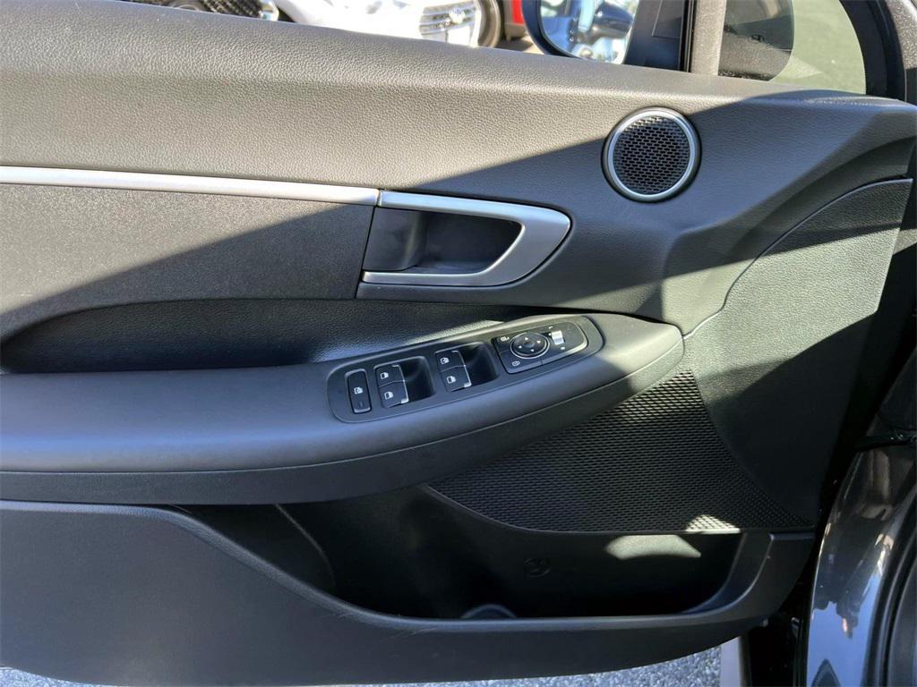 used 2023 Hyundai Sonata car, priced at $21,222