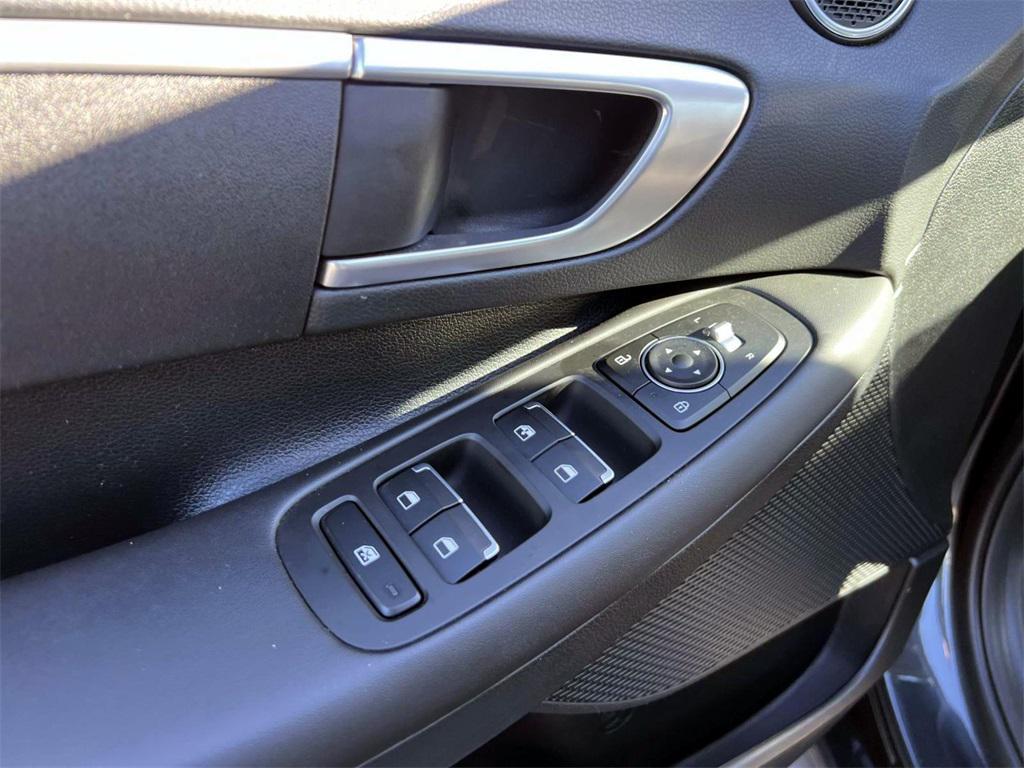 used 2023 Hyundai Sonata car, priced at $21,222