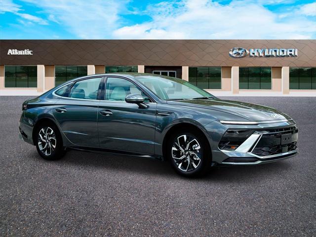 new 2025 Hyundai Sonata car, priced at $29,385