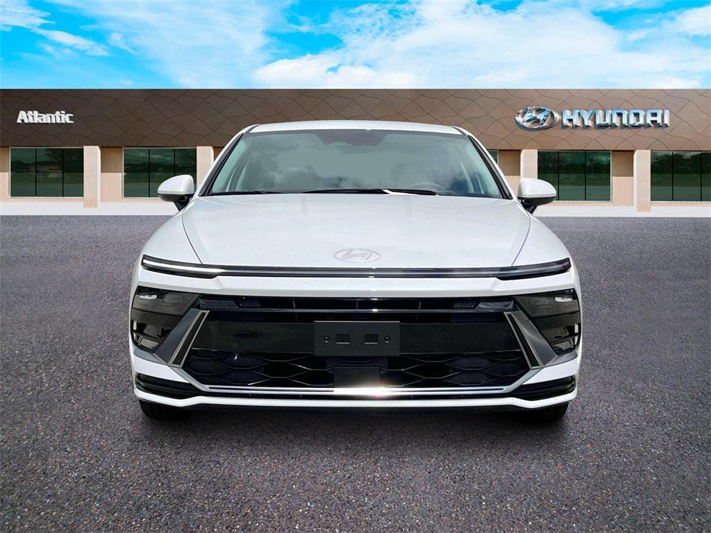 new 2025 Hyundai Sonata Hybrid car, priced at $33,135