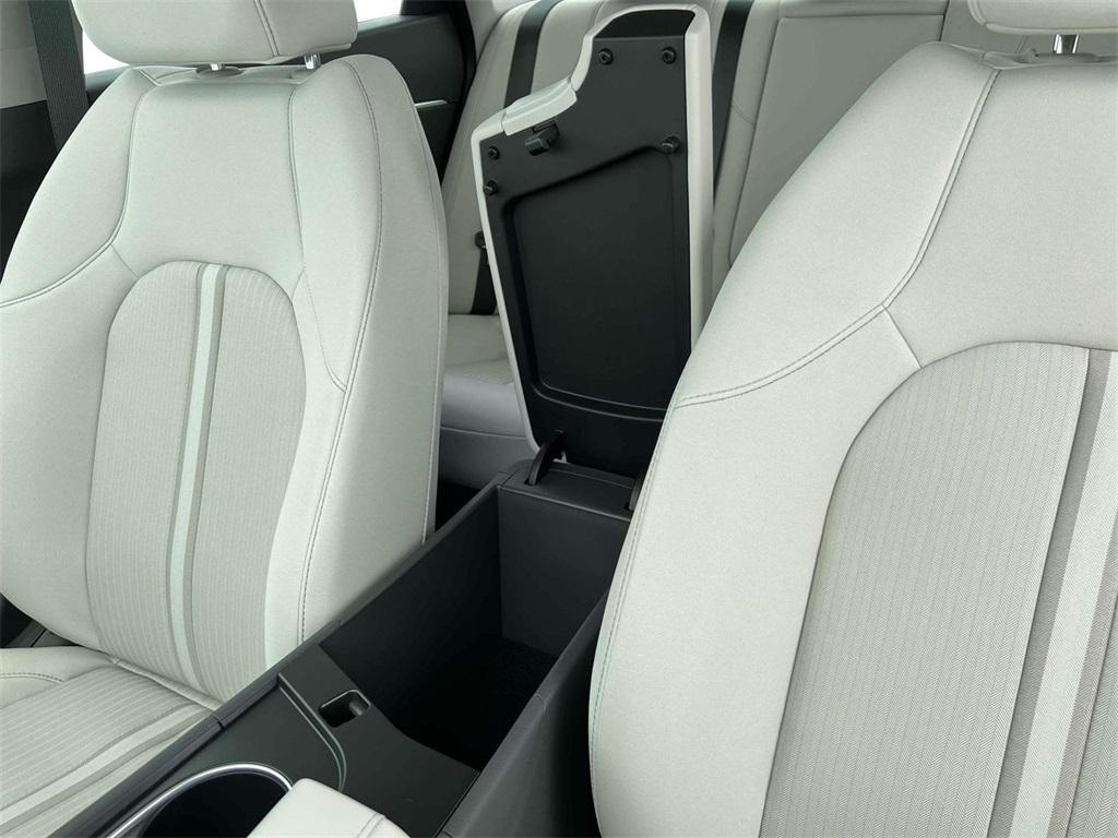 new 2025 Hyundai Sonata Hybrid car, priced at $33,135