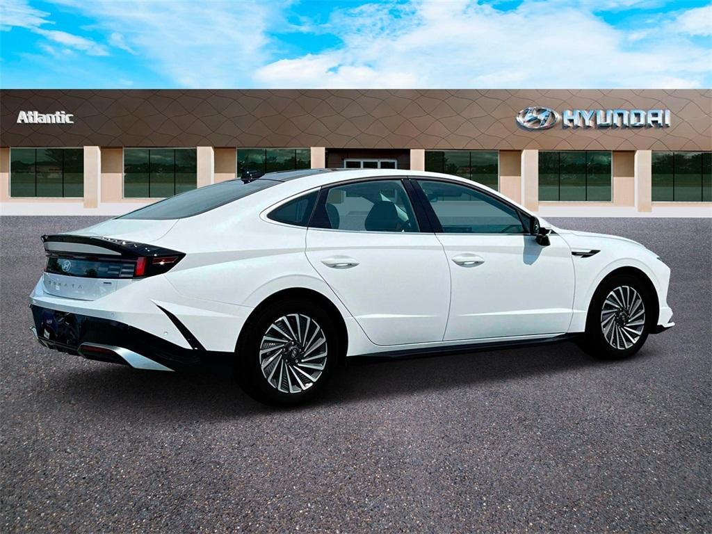 new 2025 Hyundai Sonata Hybrid car, priced at $39,490