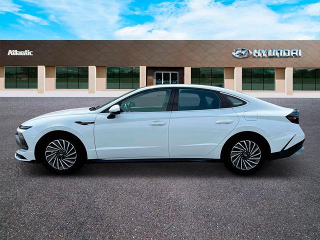 new 2025 Hyundai Sonata Hybrid car, priced at $39,490