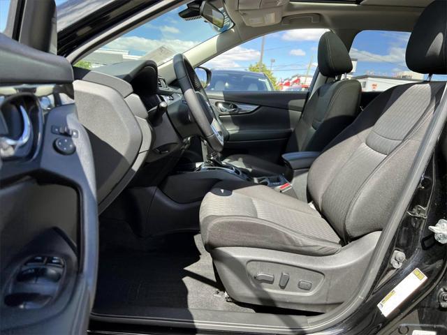 used 2019 Nissan Rogue car, priced at $15,777