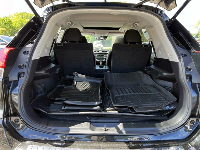 used 2019 Nissan Rogue car, priced at $15,777
