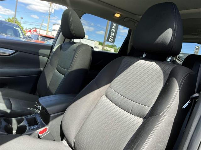 used 2019 Nissan Rogue car, priced at $15,777