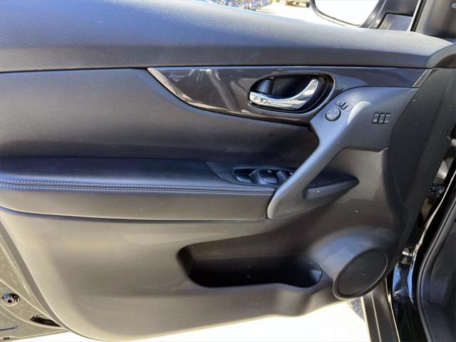 used 2019 Nissan Rogue car, priced at $15,777