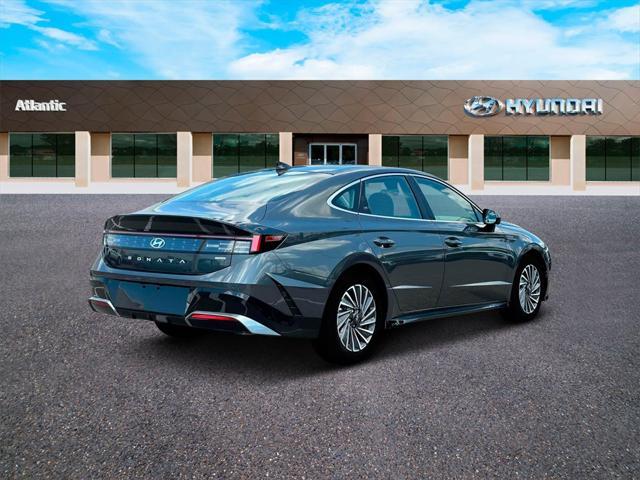 new 2025 Hyundai Sonata Hybrid car, priced at $38,990