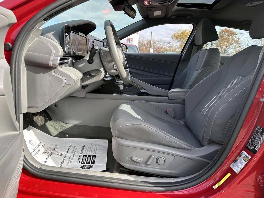 used 2022 Hyundai Elantra car, priced at $16,777