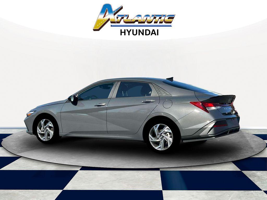 new 2025 Hyundai Elantra car, priced at $24,645