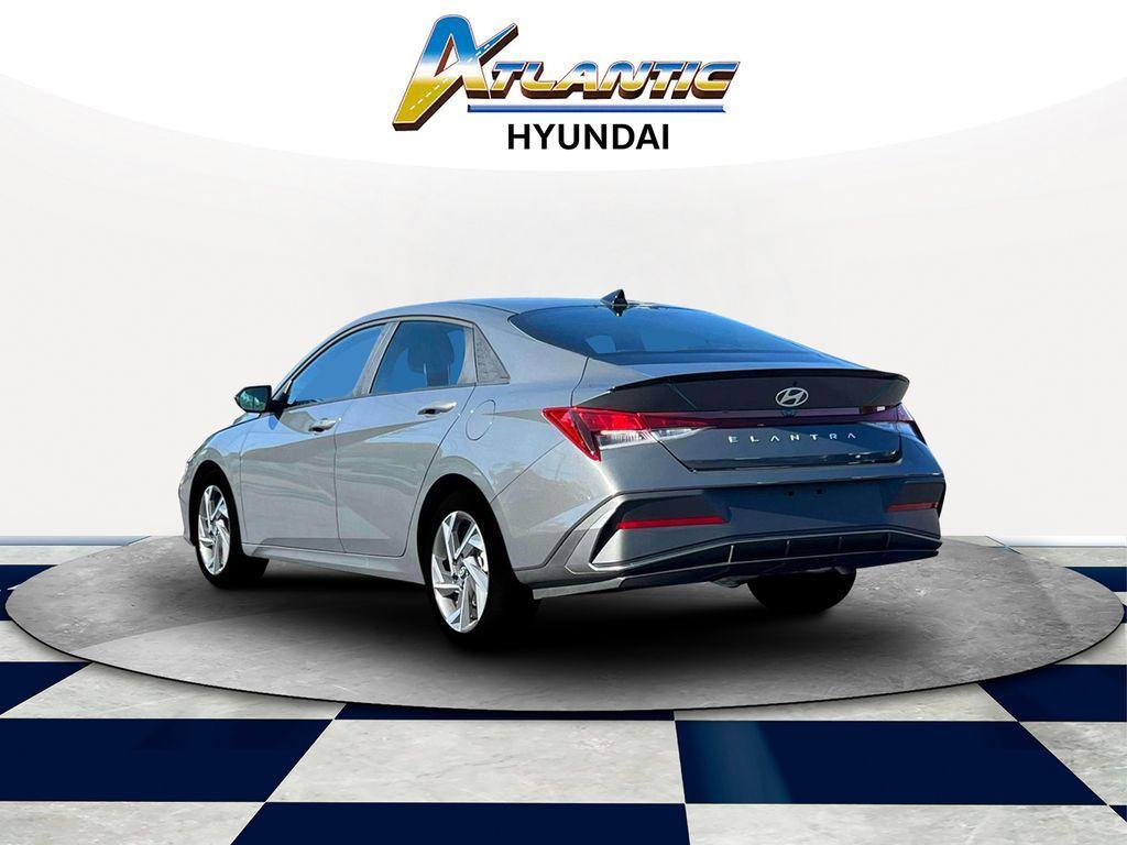 new 2025 Hyundai Elantra car, priced at $24,645