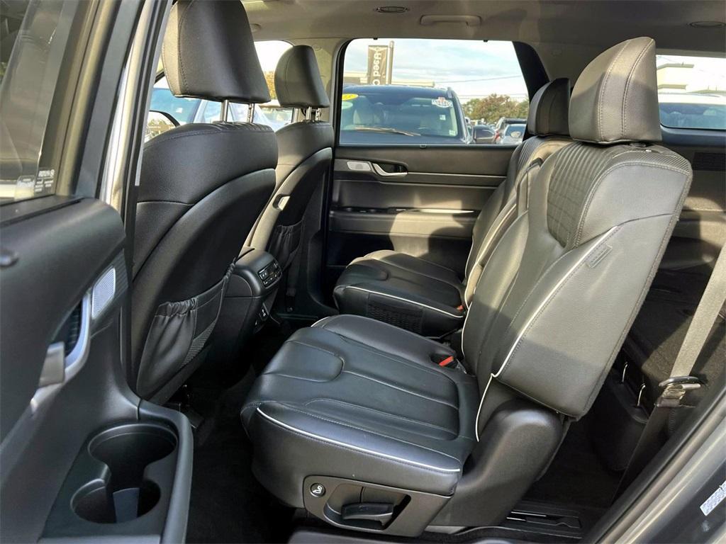 used 2023 Hyundai Palisade car, priced at $36,995