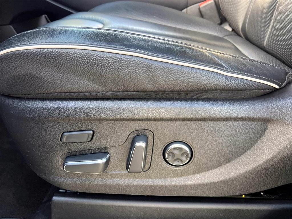 used 2023 Hyundai Palisade car, priced at $36,995