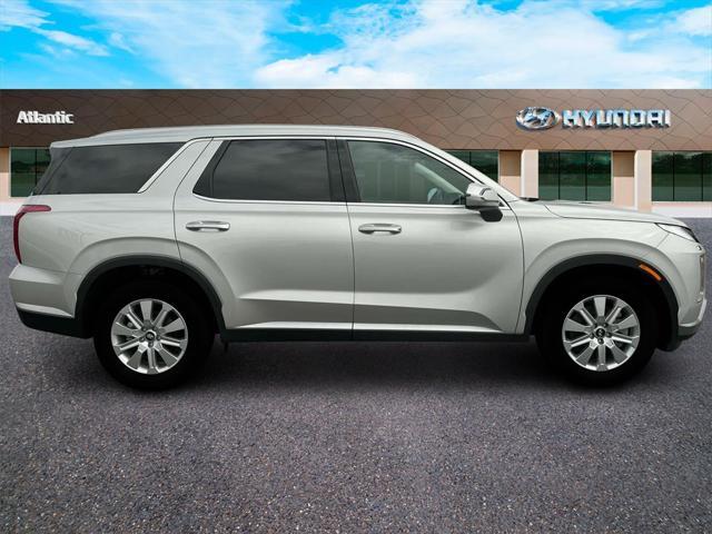 new 2025 Hyundai Palisade car, priced at $44,284
